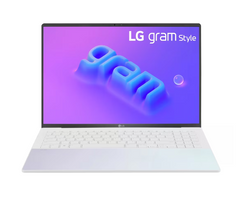 Ноутбук LG gram Style 16 16Z90RS (16Z90RS-K.AAW7U1)