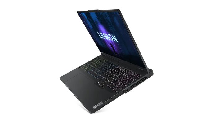 Ноутбук Lenovo Legion Pro 5 16IRX8(82WK0005US)